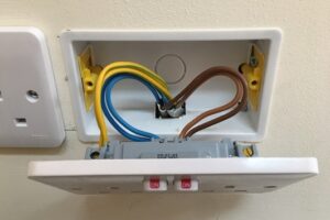 Ac switchbox installation